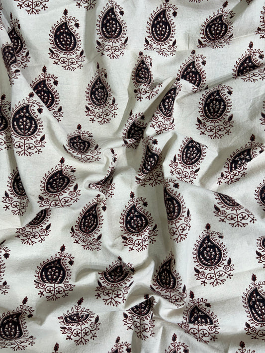 Off White Ornamental Paisley Fakira Print Hand Block Printed Fabric