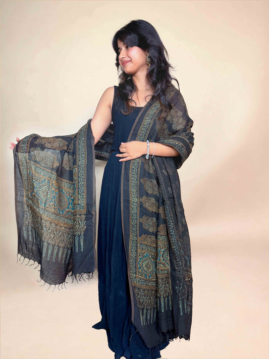 Ajrakh Linen Dupatta.