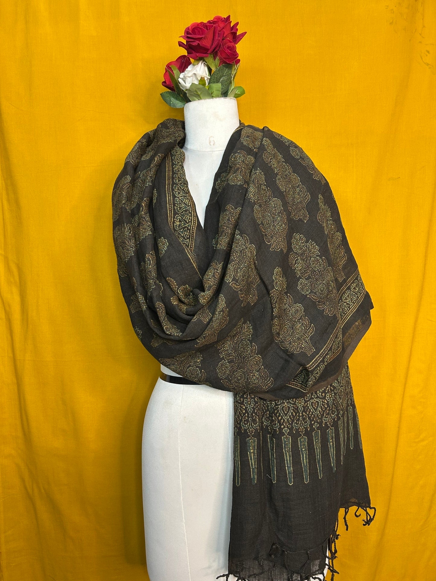 Ajrakh Linen Dupatta.