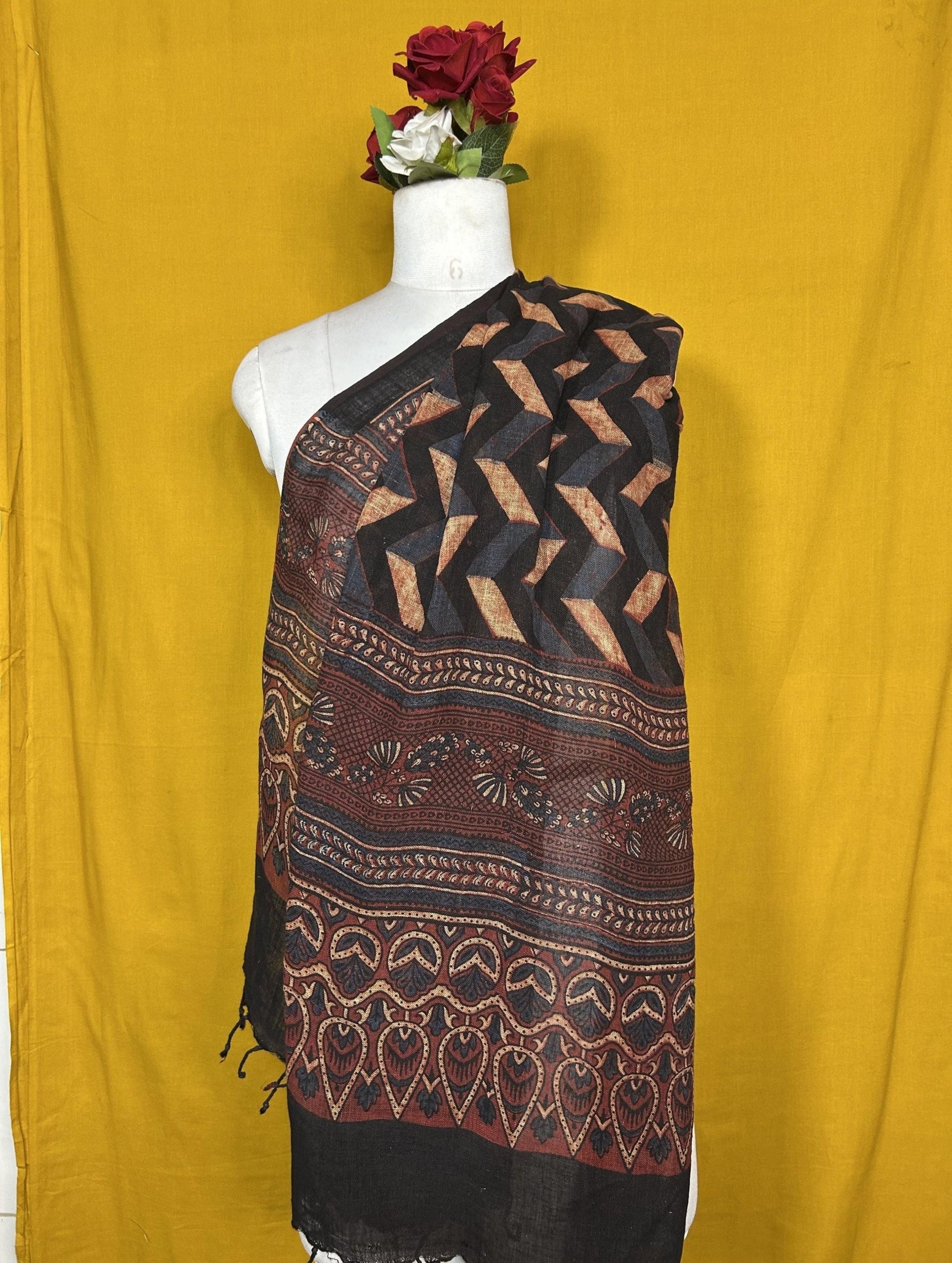 Ajrakh Linen Dupatta black 