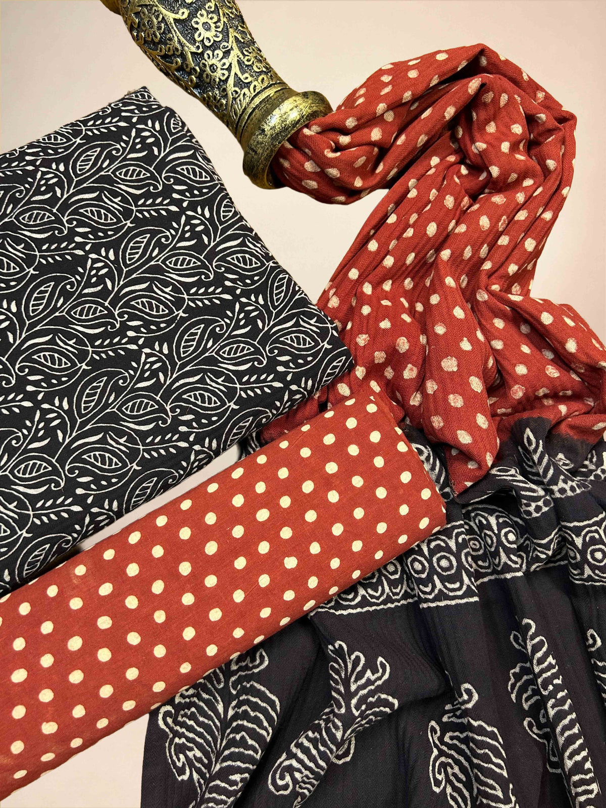Multicolor Pasmina Handblock Printed Cotton Suit Set | Red