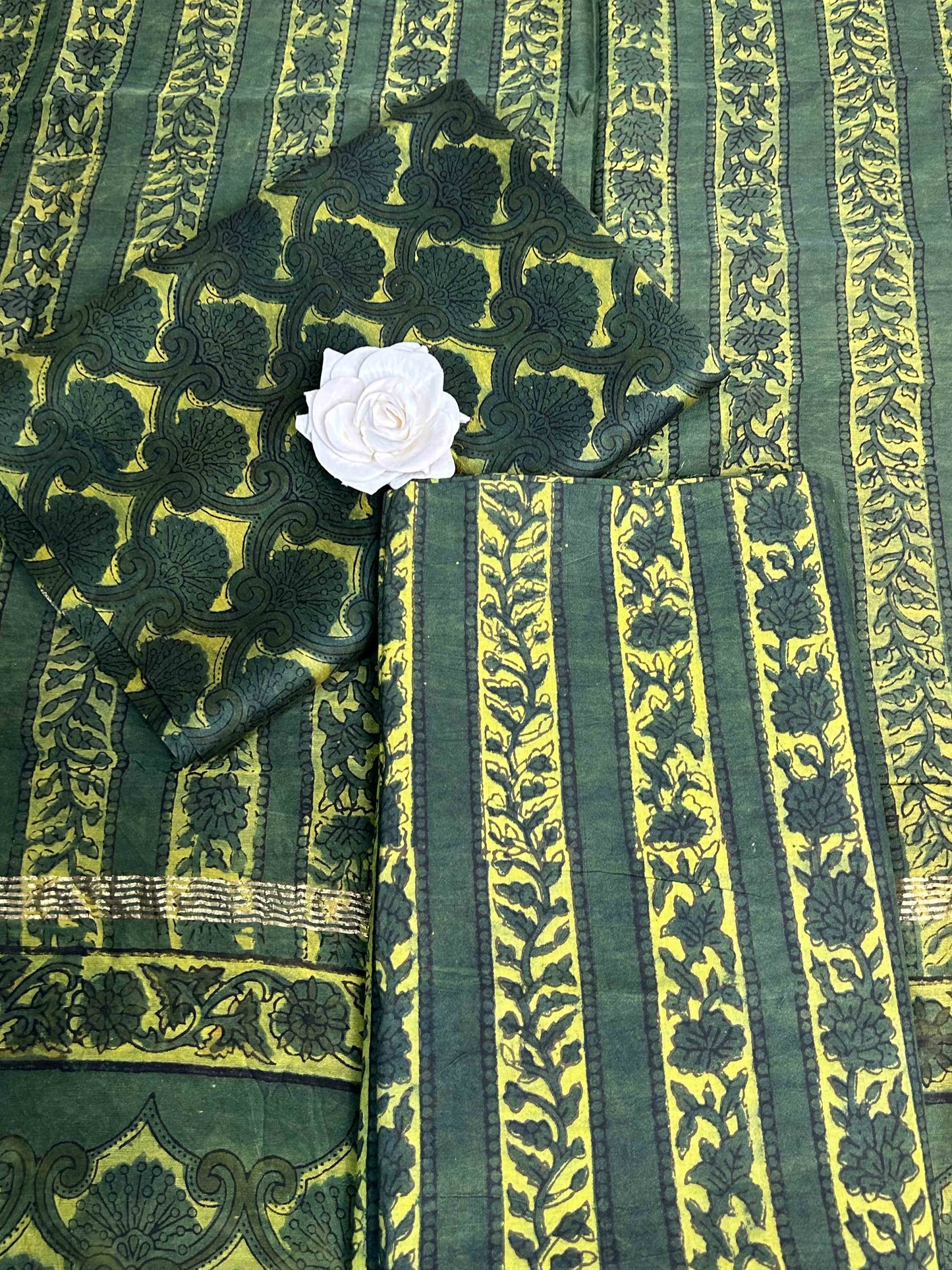Emerald Green Vanaspati Maheshwari Suits
